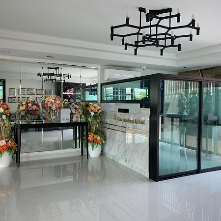 Icare Residence & Hotel Bangkok Luaran gambar